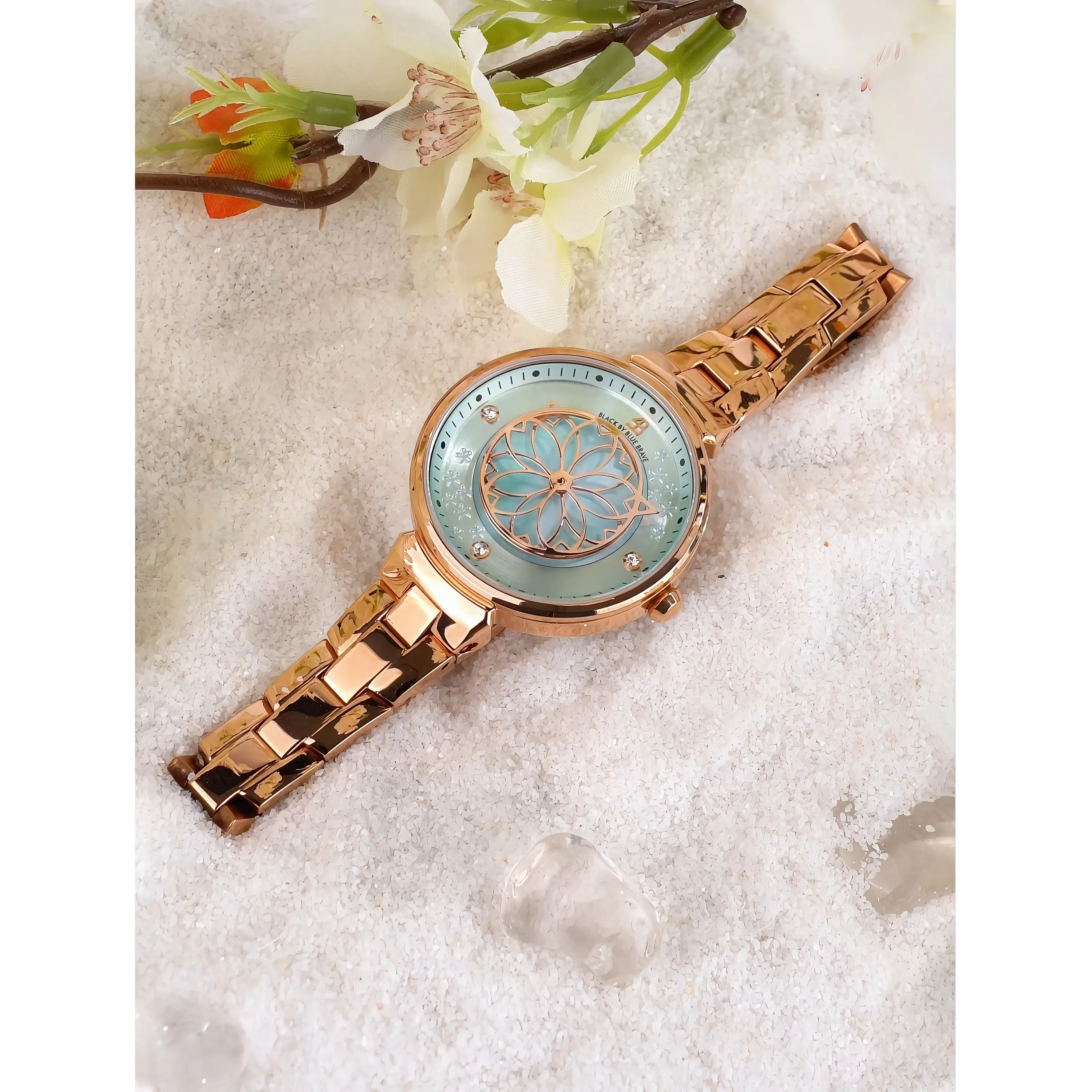 Cherry Blossom 32mm Champagne Gold Mother Of Pearl Dial Sakura Petal Hand Rose Gold Bracelet Watch