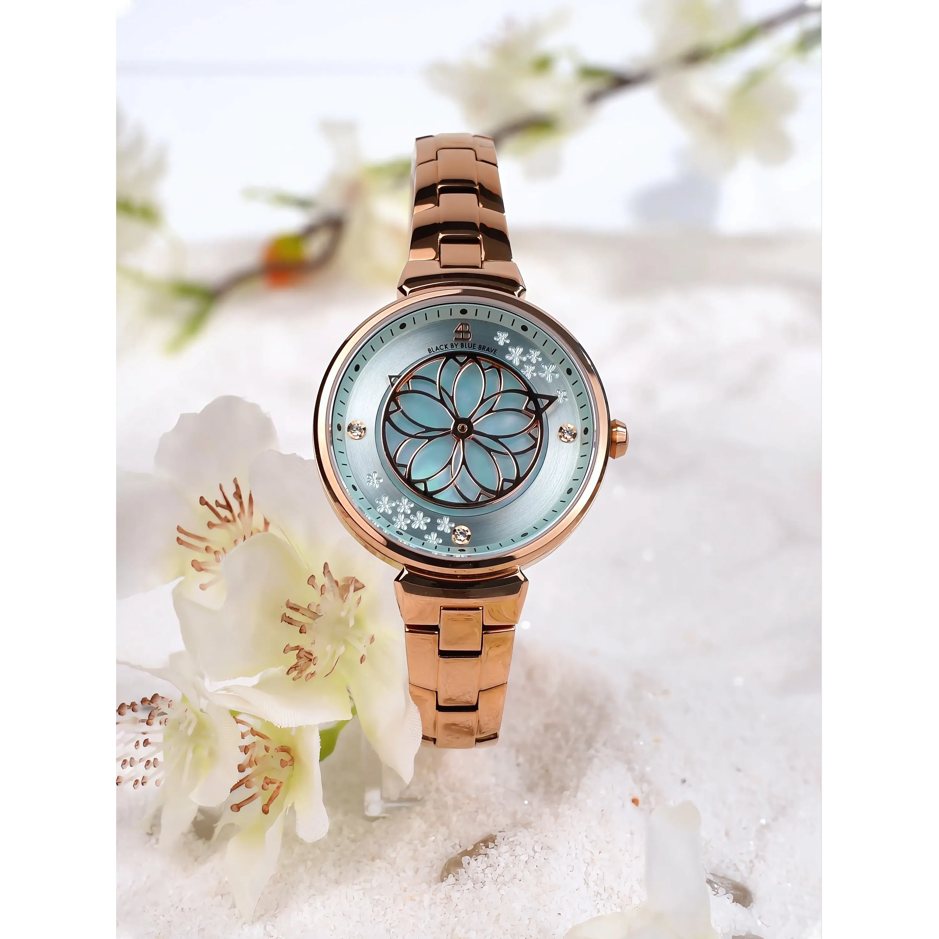 Cherry Blossom 32mm Champagne Gold Mother Of Pearl Dial Sakura Petal Hand Rose Gold Bracelet Watch