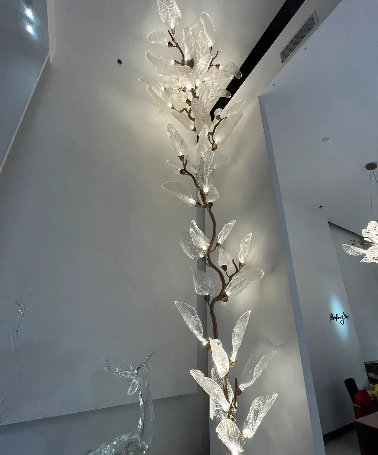 Creative Bionic Resin Leaves Chandelier for Living Room/Dining Room/Staircase