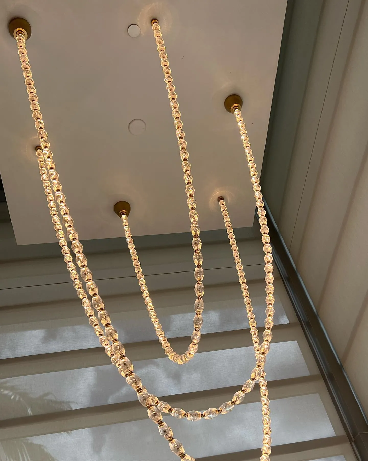 Creative Glass Pearl Necklace Pendant Chandelier for Living/Dining Room/Staircase