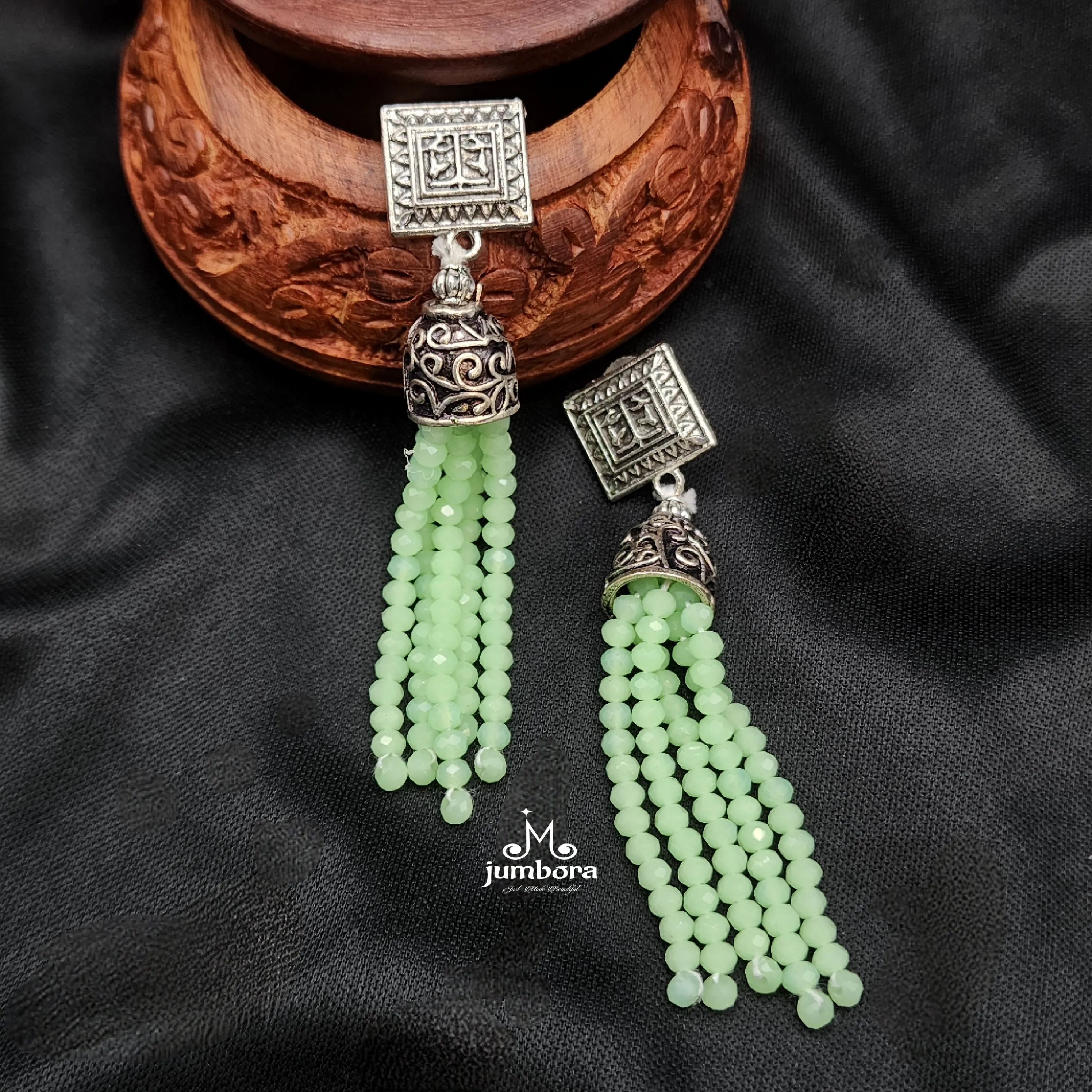 Handmade Mint Green Crystal & Agate Oxidized German Silver Mala Necklace Set