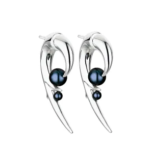 Hooked Black Pearl Earrings