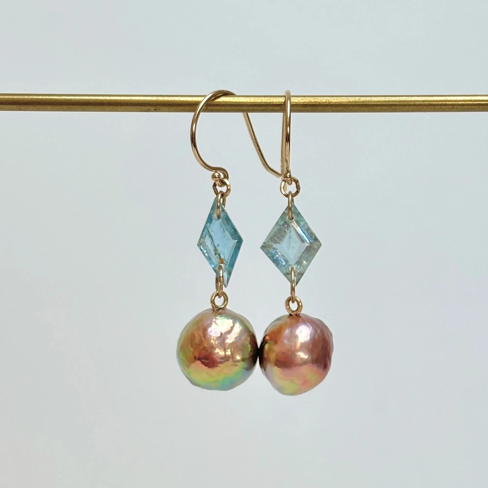 Japan Kasumi and aquamarine solid gold drop earrings