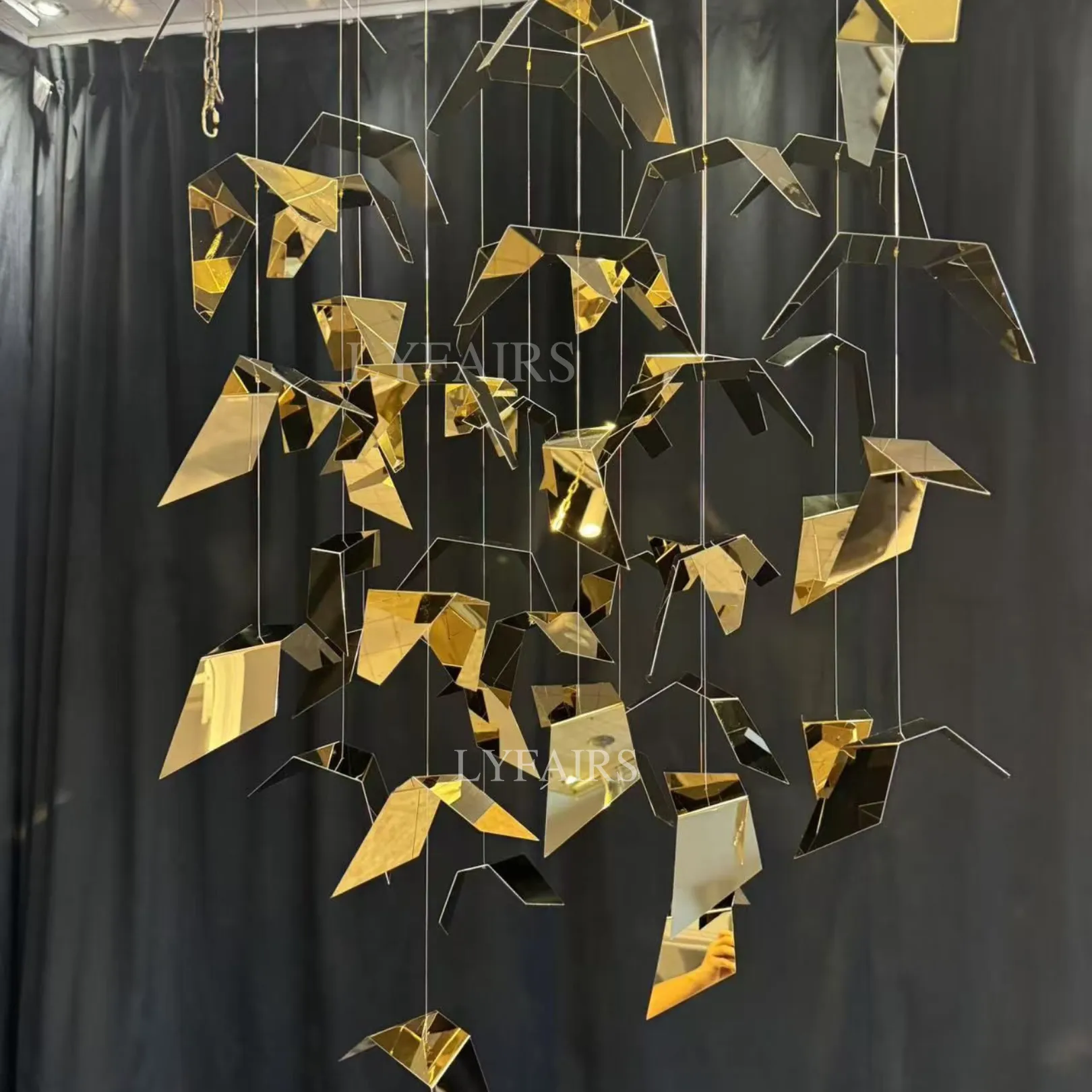 New Creative Golden Wings Floating Chandelier for Hall/Hotel/Restaurant