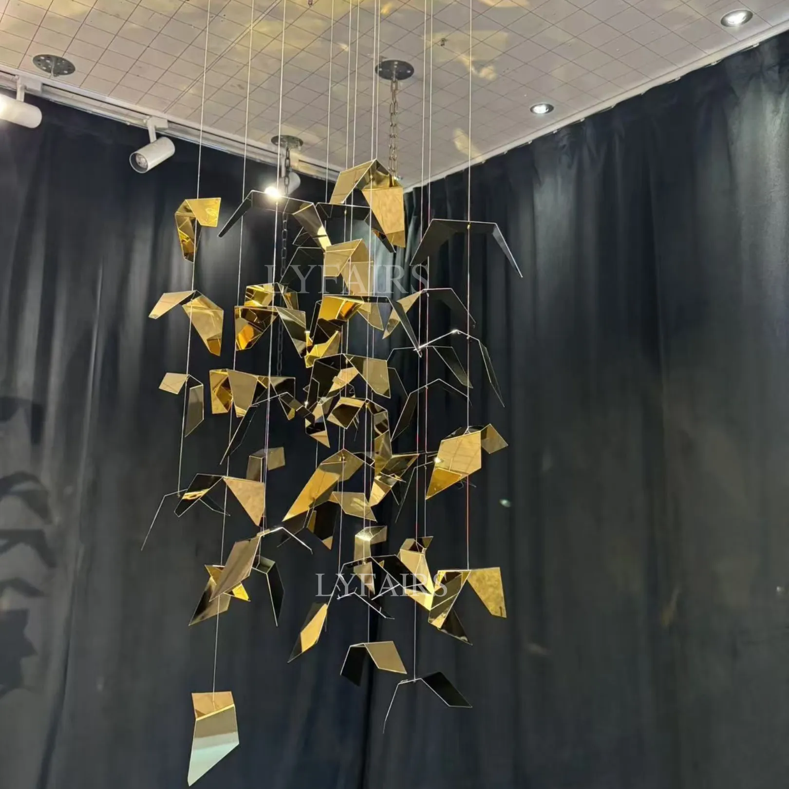 New Creative Golden Wings Floating Chandelier for Hall/Hotel/Restaurant