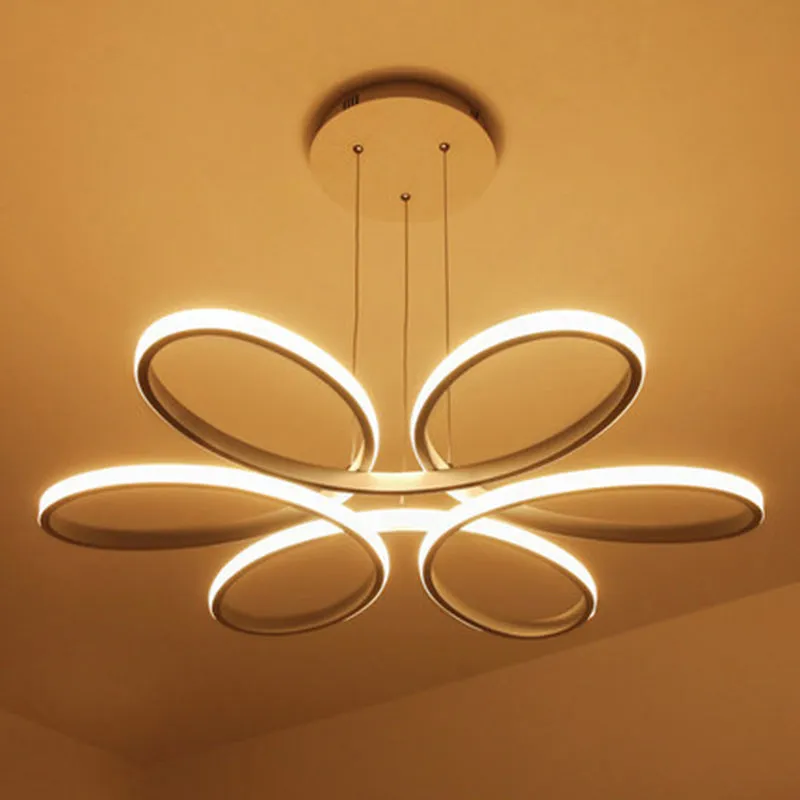 Nordic Style LED Floral Ceiling Chandelier for Metallic Living Room Ambiance