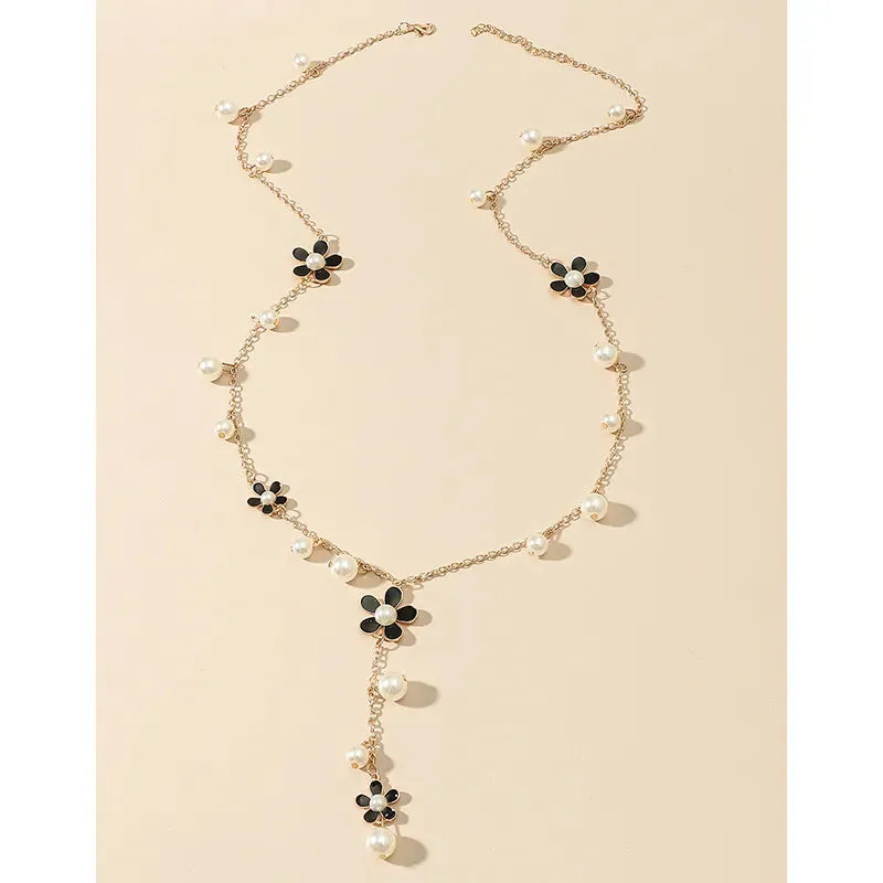 Pearl   Flower Necklace