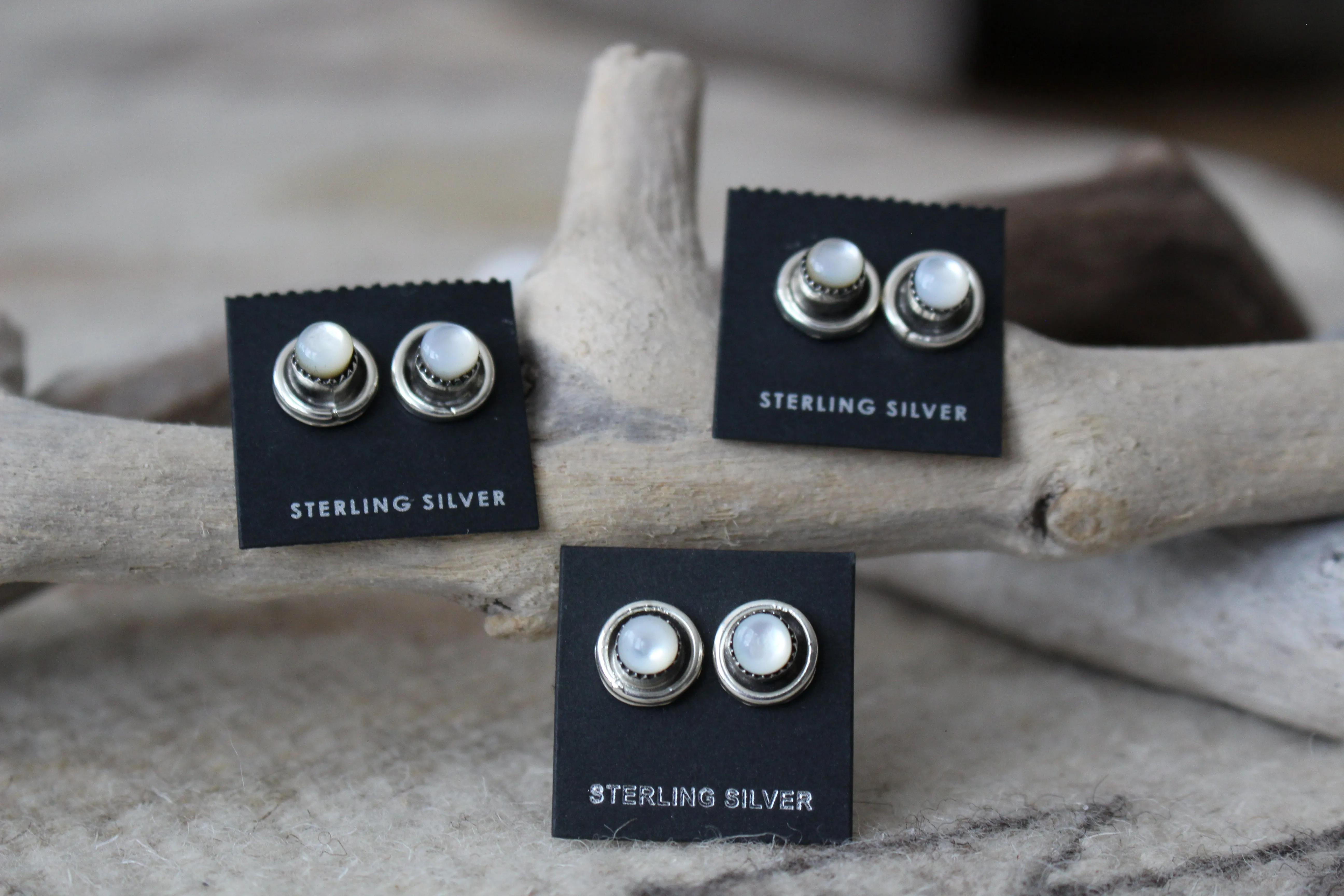 Round Ridge White Shell Studs