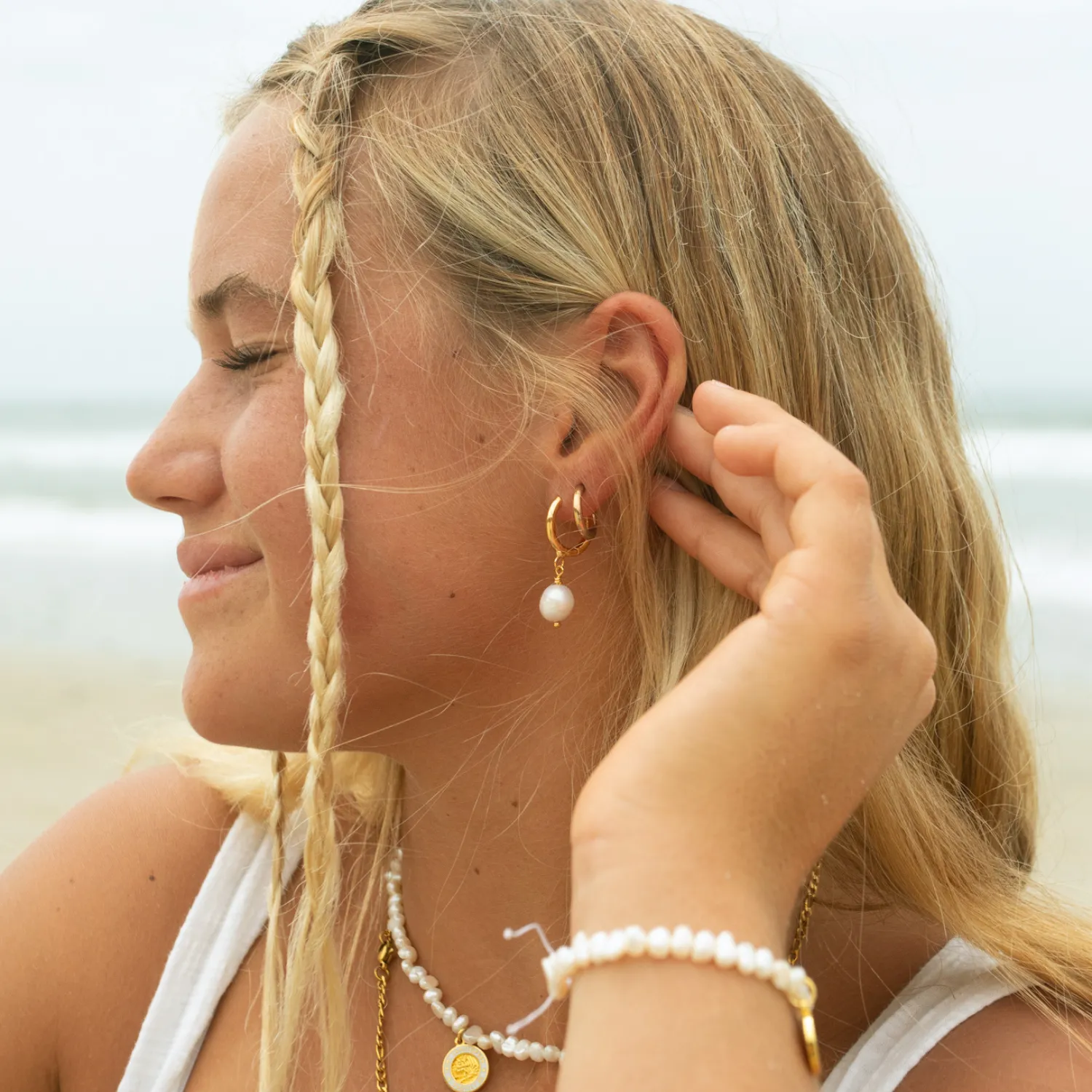 Shoreline Pearl Hoop Earrings - Gold