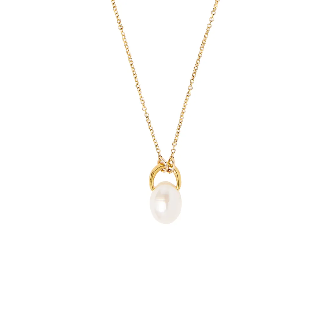 Simple White Pearl Pendant