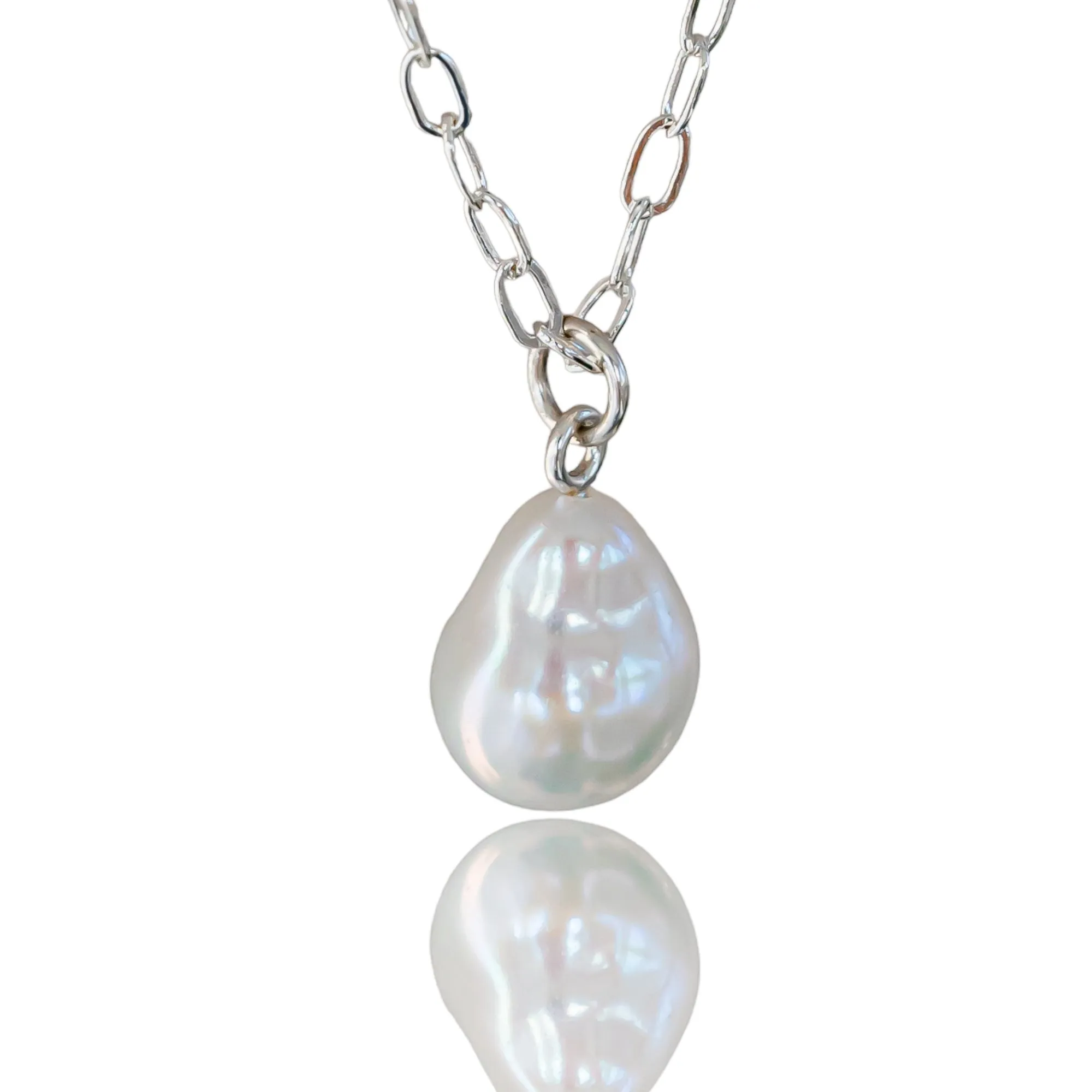 Sirène Baroque Pearl Necklace