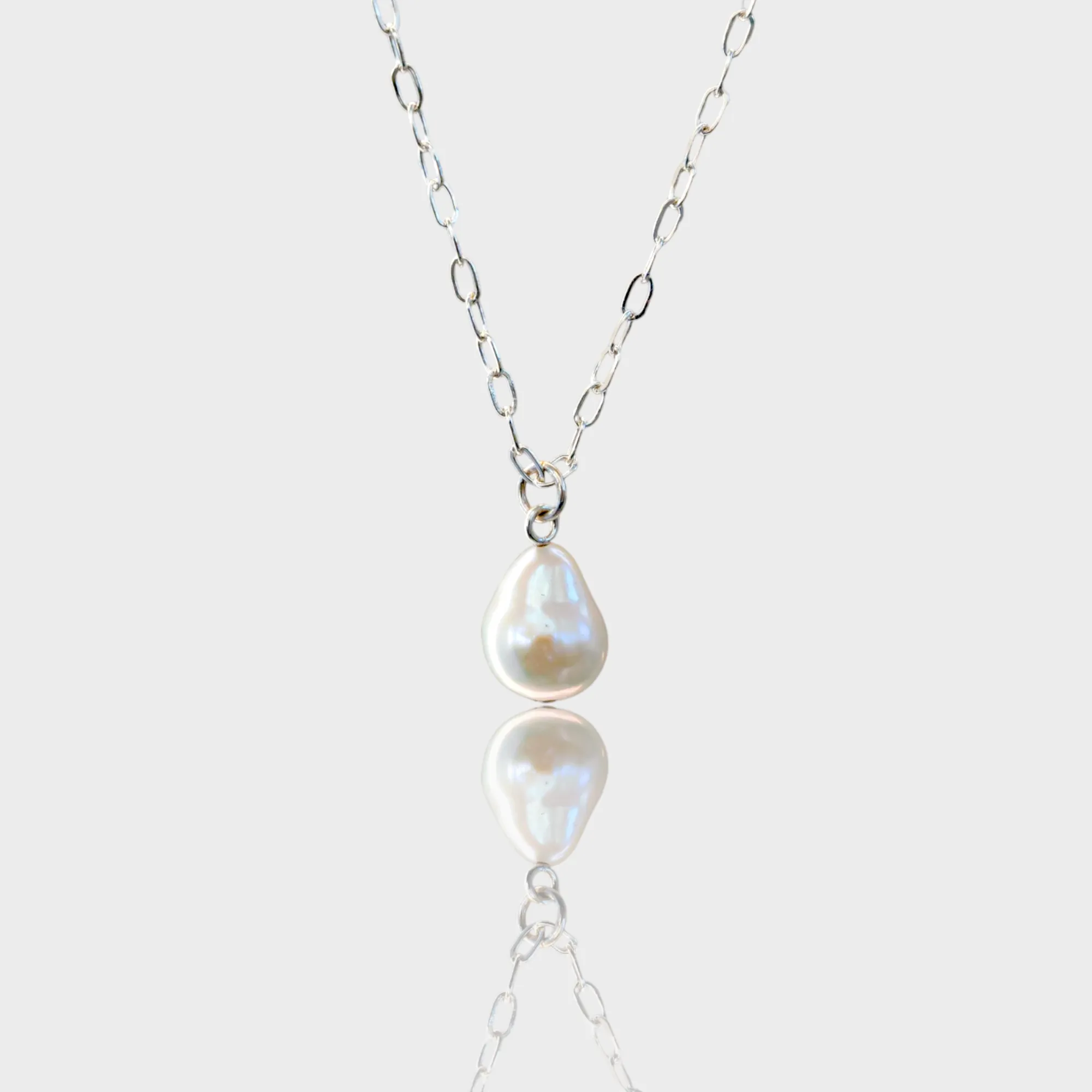 Sirène Baroque Pearl Necklace